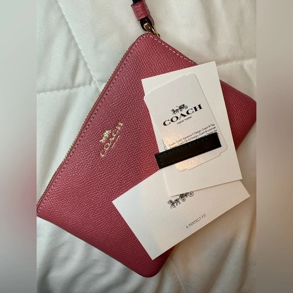 Coach Large Corner Zip Wristlet Red Pink NWT